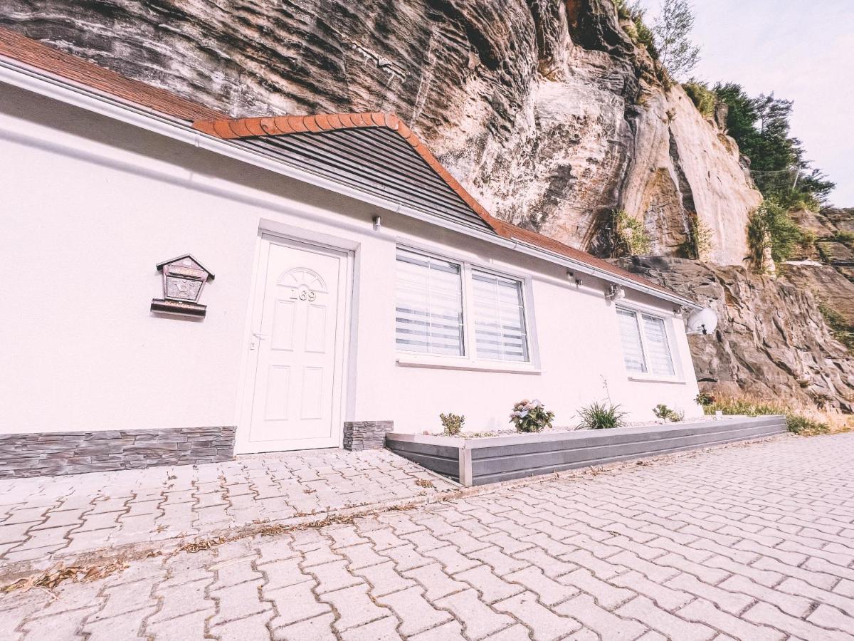 Unicorn Hrensko Apartment Exterior photo